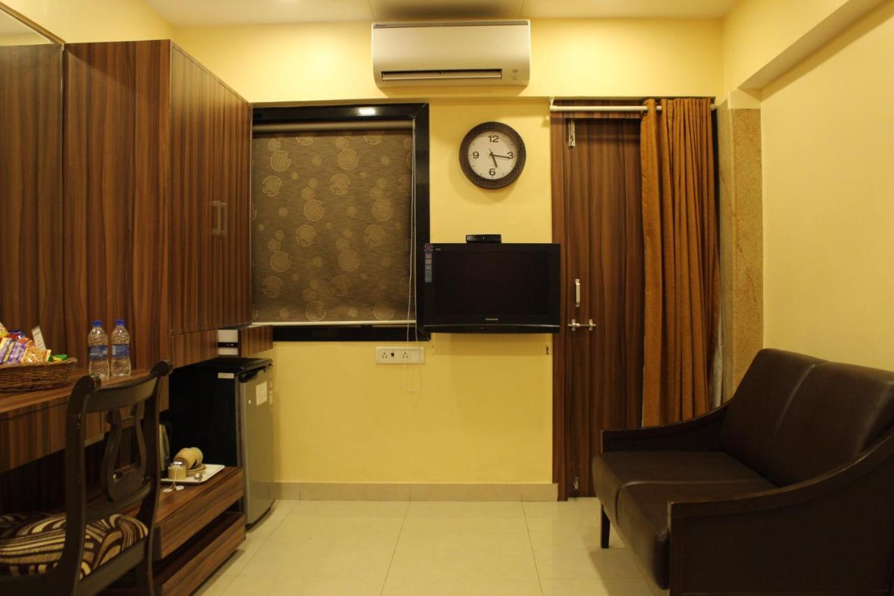 Hotel Metro Palace Mumbai Luaran gambar