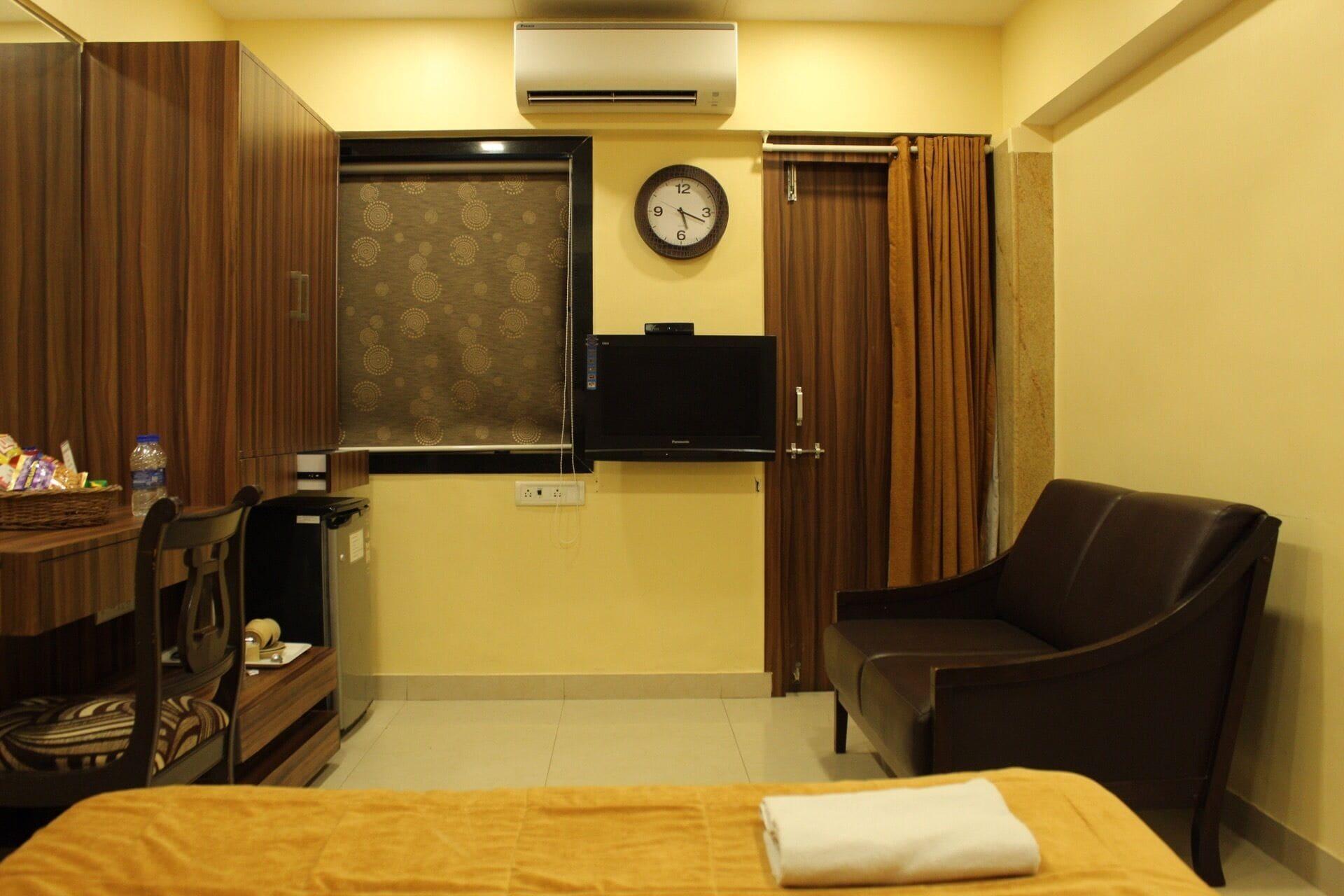Hotel Metro Palace Mumbai Luaran gambar