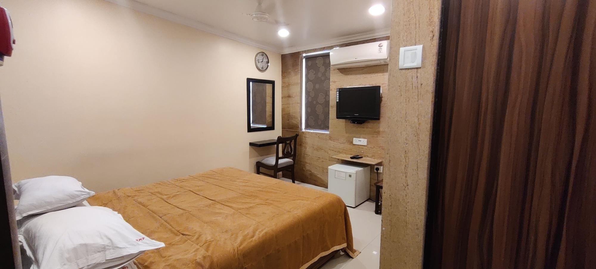 Hotel Metro Palace Mumbai Luaran gambar