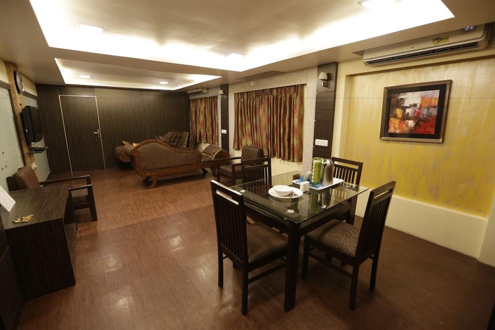Hotel Metro Palace Mumbai Luaran gambar