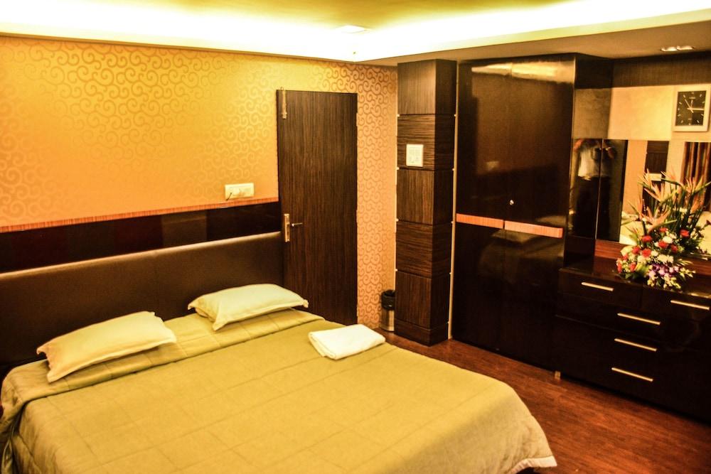 Hotel Metro Palace Mumbai Luaran gambar