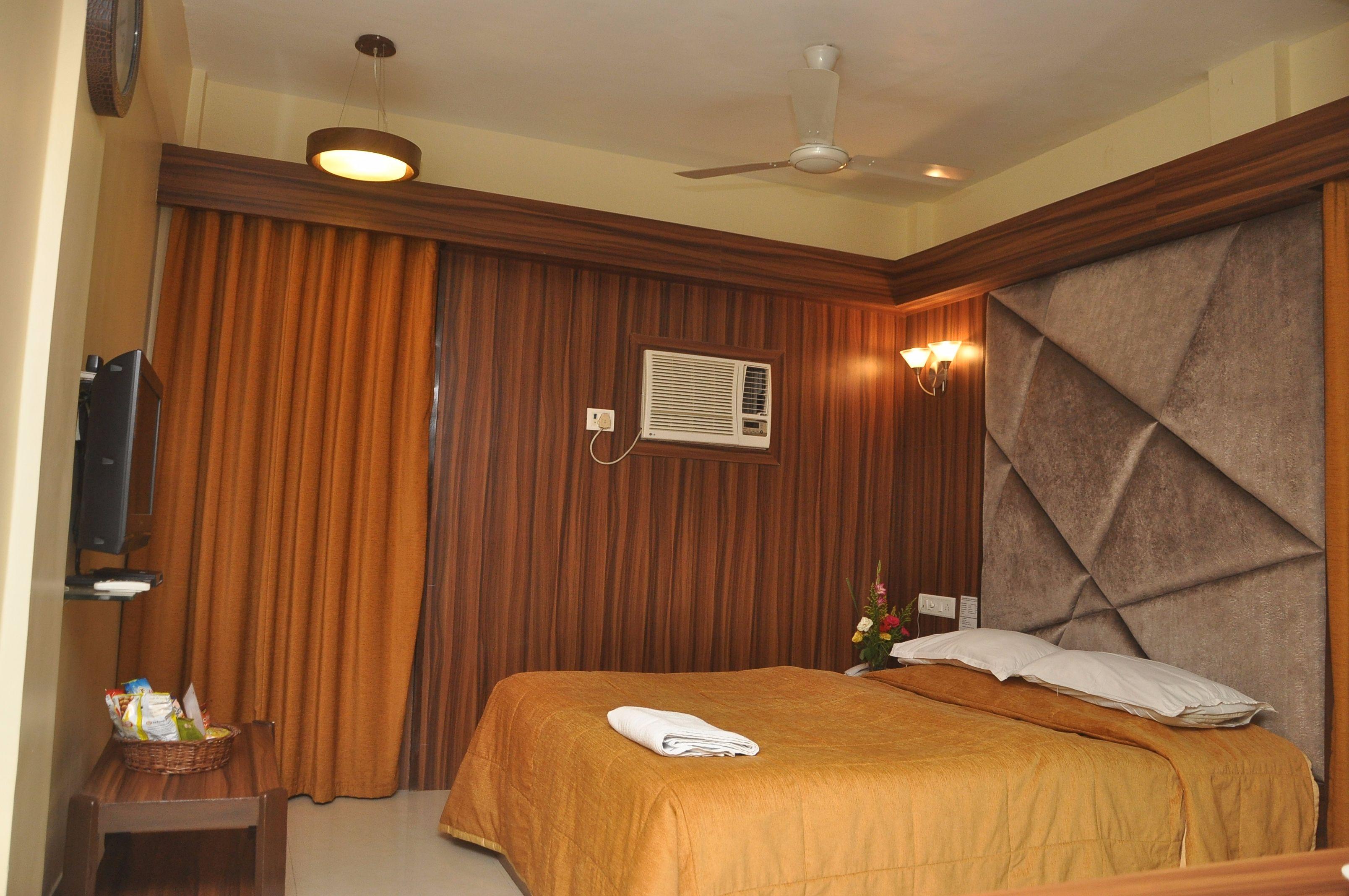 Hotel Metro Palace Mumbai Luaran gambar