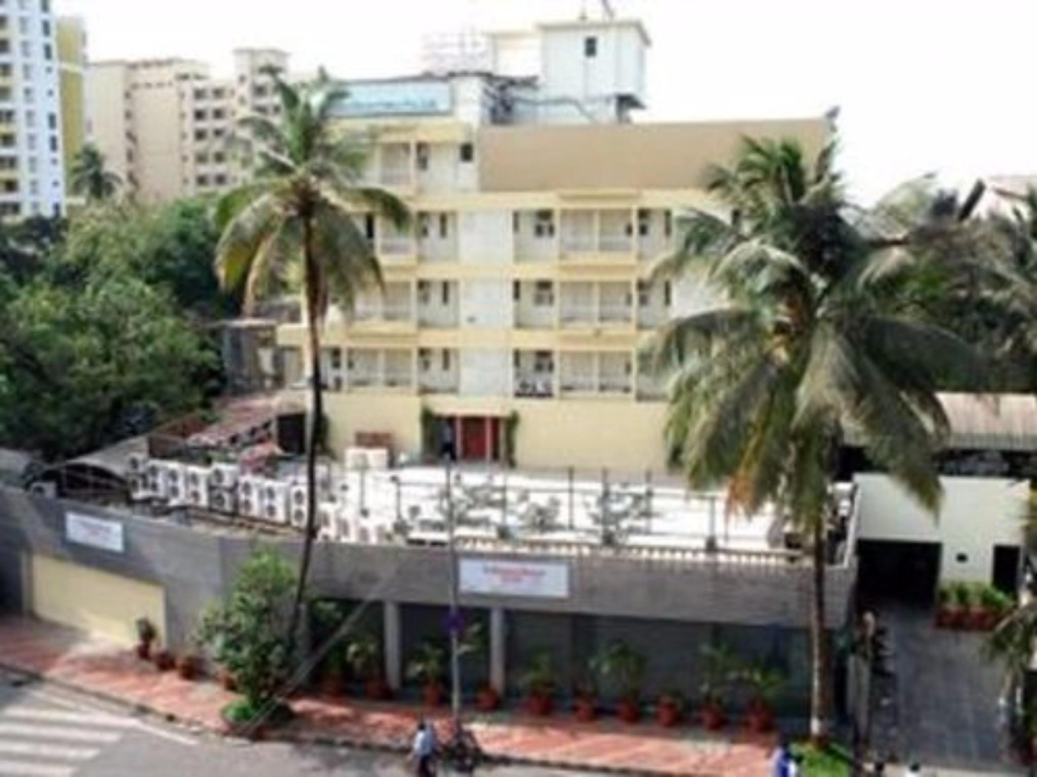 Hotel Metro Palace Mumbai Luaran gambar