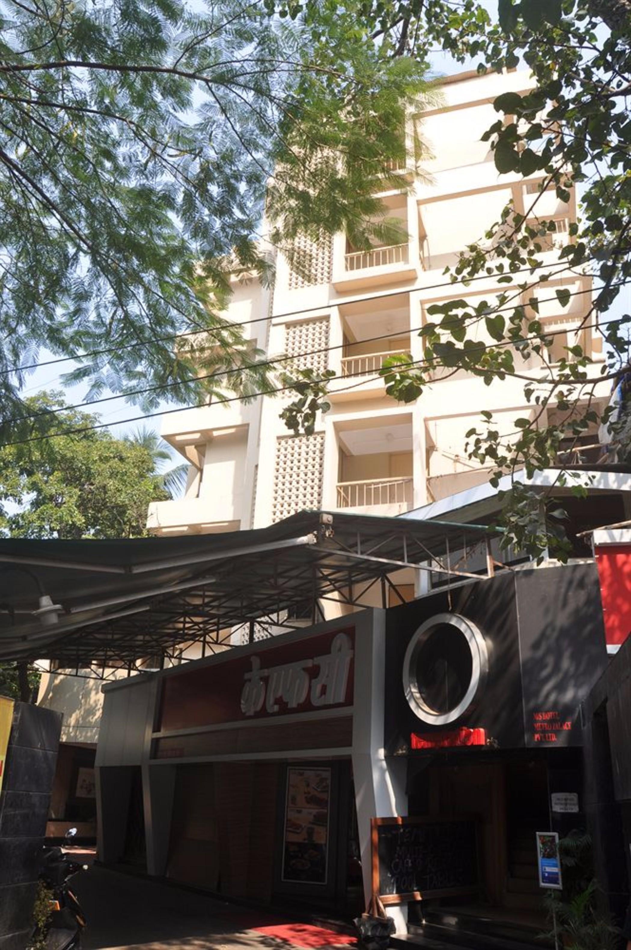 Hotel Metro Palace Mumbai Luaran gambar